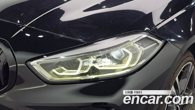 BMW 1 Series (F40) 120i M Sports 2022 — фото 22