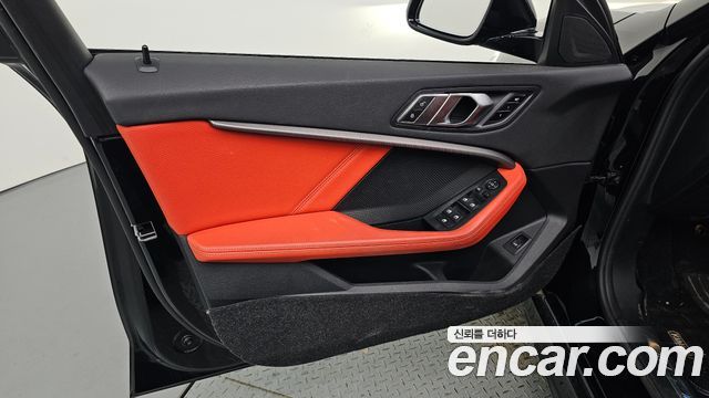 BMW 1 Series (F40) 120i M Sports 2022 — фото 24