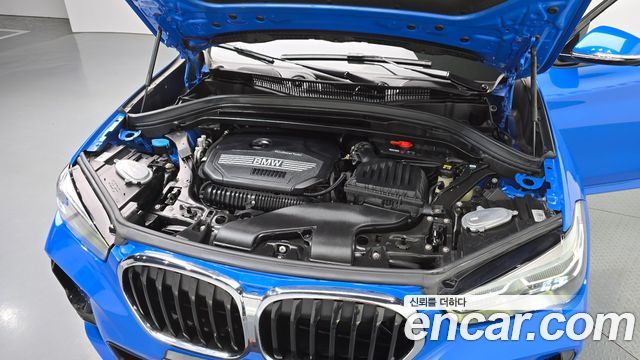 BMW X1 (F48) xDrive 20i M Sport 2020 — фото 6