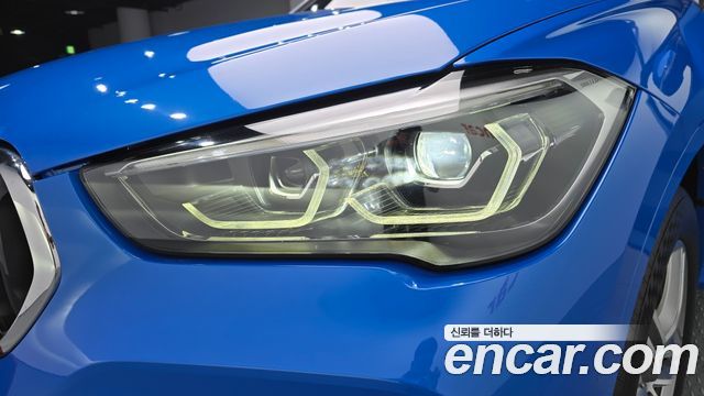 BMW X1 (F48) xDrive 20i M Sport 2020 — фото 22