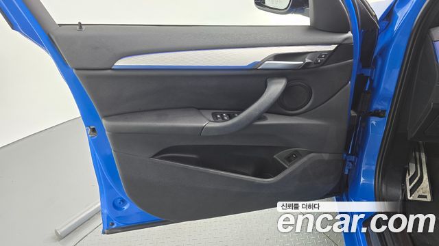 BMW X1 (F48) xDrive 20i M Sport 2020 — фото 24