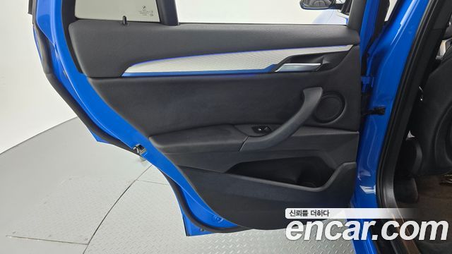 BMW X1 (F48) xDrive 20i M Sport 2020 — фото 25