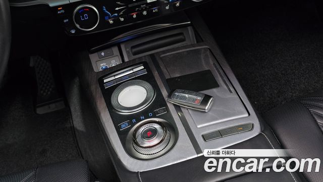 Genesis G80 (RG3) Gasoline 2.5 Turbo AWD 2021 — фото 9