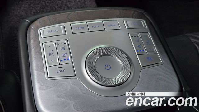 Genesis G80 (RG3) Gasoline 2.5 Turbo AWD 2021 — фото 30
