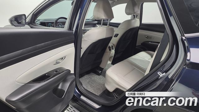 Hyundai Tucson Hybrid (NX4) HEV 1.6 4WD Inspiration 2026 — фото 12