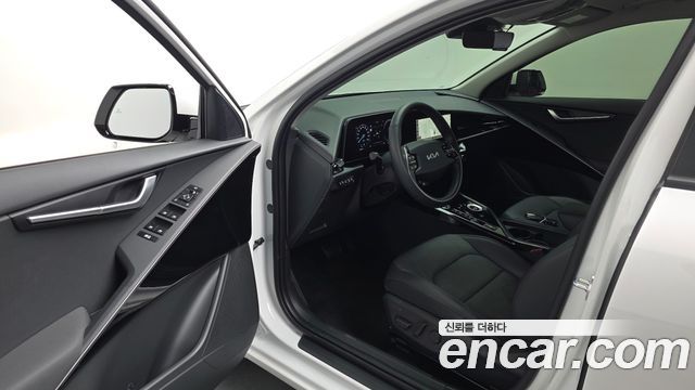 Kia Niro Prestige 2026 — фото 10