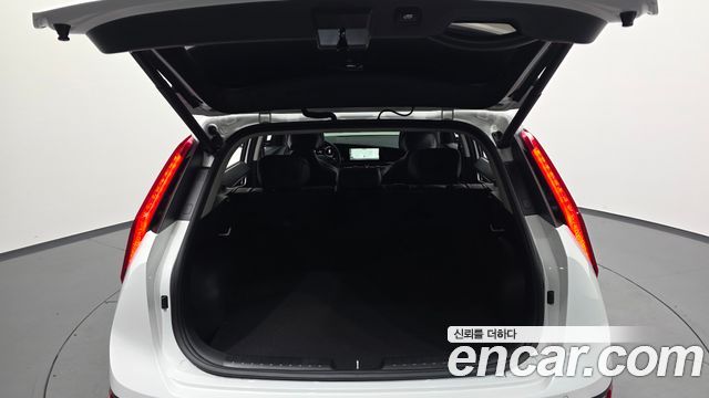 Kia Niro Prestige 2026 — фото 20