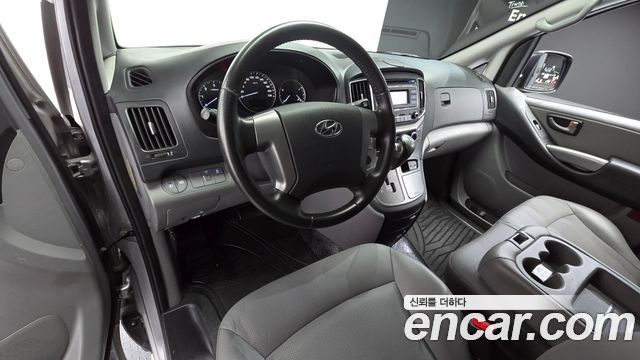 Hyundai Grand Starex Van 3-Seater Smart 2021 — фото 7