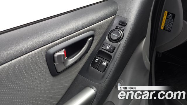 Hyundai Grand Starex Van 3-Seater Smart 2021 — фото 17