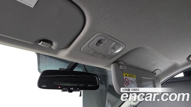 Hyundai Grand Starex Van 3-Seater Smart 2021 — фото 20