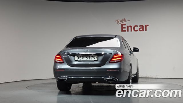 Mercedes-Benz E-Class (W213) E220d Avantgarde 2019 — фото 4