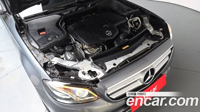 Mercedes-Benz E-Class (W213) E220d Avantgarde 2019 — фото 6