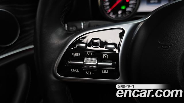 Mercedes-Benz E-Class (W213) E220d Avantgarde 2019 — фото 17
