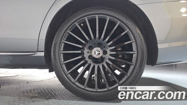 Mercedes-Benz E-Class (W213) E220d Avantgarde 2019 — фото 21