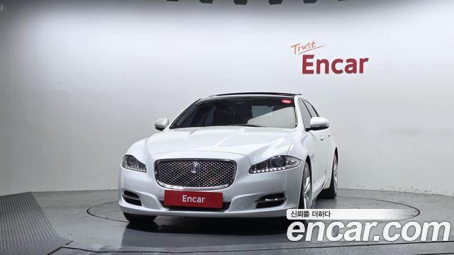 Jaguar XJ 3.0 SC Premium Luxury LWB X351 2013 — фото 3
