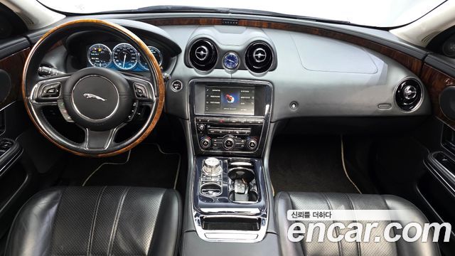 Jaguar XJ 3.0 SC Premium Luxury LWB X351 2013 — фото 7