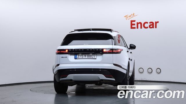 Land Rover Range Rover Velar 2.0 P250 Dynamic SE 2025 — фото 4