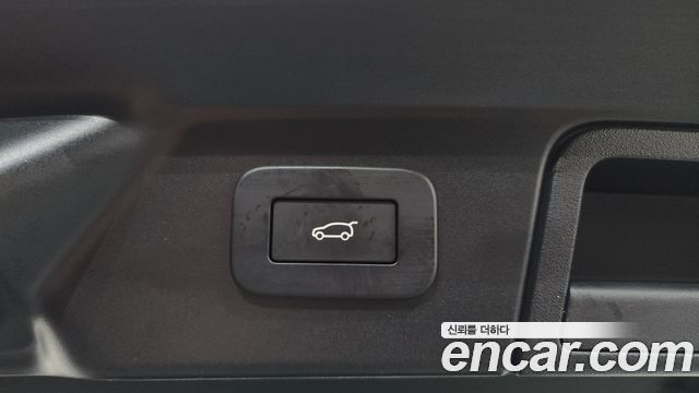 Land Rover Range Rover Velar 2.0 P250 Dynamic SE 2025 — фото 19