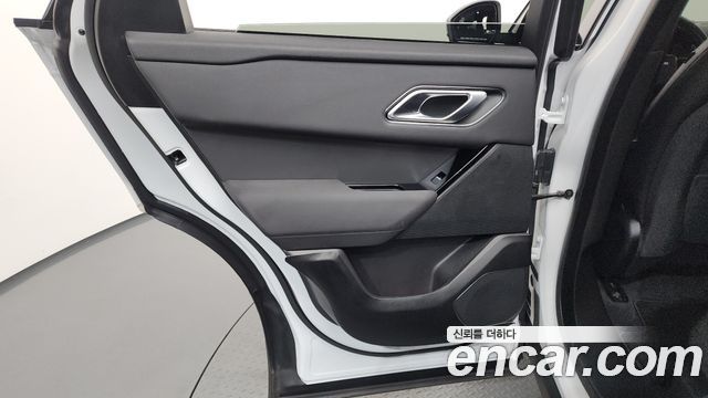 Land Rover Range Rover Velar 2.0 P250 Dynamic SE 2025 — фото 25