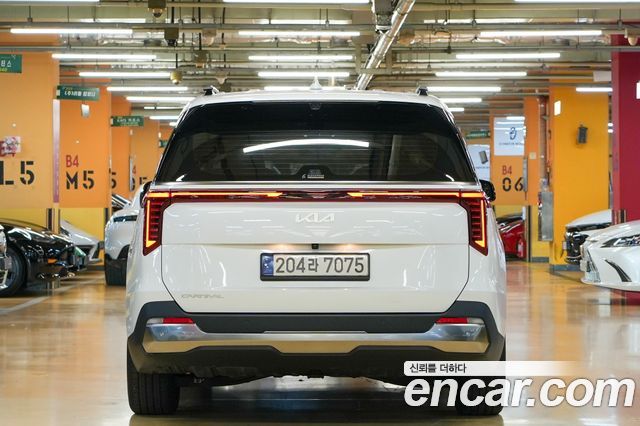 Kia Carnival (IV) Gasoline 9-Seater Signature 2024 — фото 2