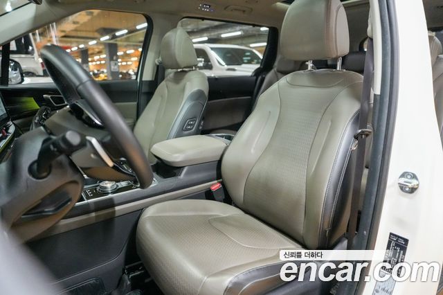 Kia Carnival (IV) Gasoline 9-Seater Signature 2024 — фото 11