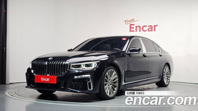 BMW 7 Series (G11) 750Li xDrive Luxury