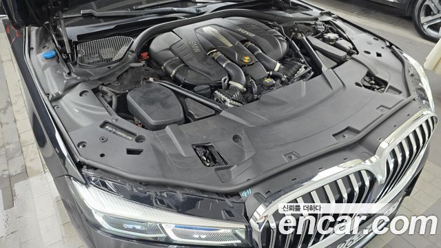 BMW 7 Series (G11) 750Li xDrive Luxury 2016 — фото 6