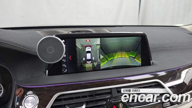 BMW 7 Series (G11) 750Li xDrive Luxury 2016 — фото 15