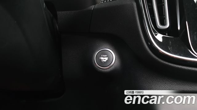 Volvo XC40 T4 R-Design 2019 — фото 36