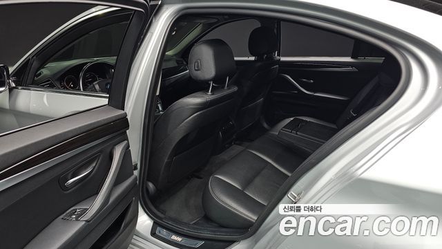 BMW 5 Series (F10) 520d Luxury 2014 — фото 12