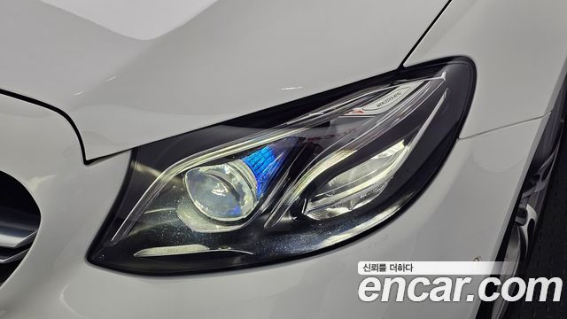 Mercedes-Benz E-Class (W213) E220d Coupe 2019 — фото 22