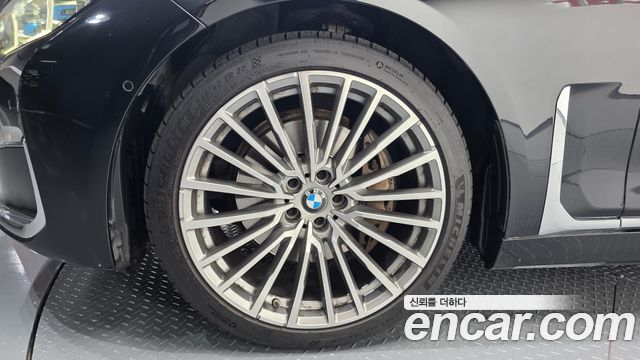 BMW 7 Series (G11) 730d xDrive Design Pure Excellence 2022 — фото 5