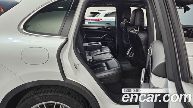 Porsche Cayenne 3.0 Diesel 958 2015 — фото 16