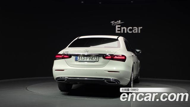 Mercedes-Benz E-Class (W213) E250 Exclusive 2023 — фото 4