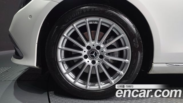 Mercedes-Benz E-Class (W213) E250 Exclusive 2023 — фото 5