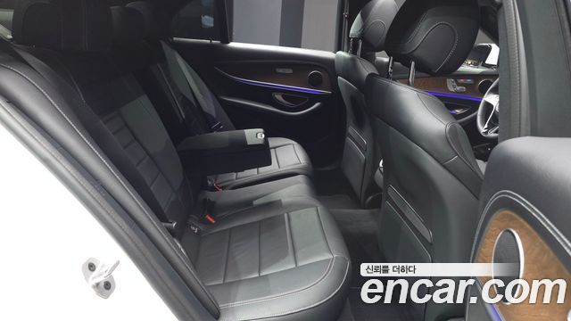 Mercedes-Benz E-Class (W213) E250 Exclusive 2023 — фото 12