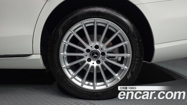 Mercedes-Benz E-Class (W213) E250 Exclusive 2023 — фото 21