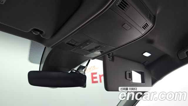 Volkswagen Tiguan (II) 2.0 TDI Premium 2018 — фото 27