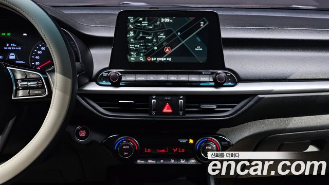 Kia K3 Luxury 2019 — фото 15