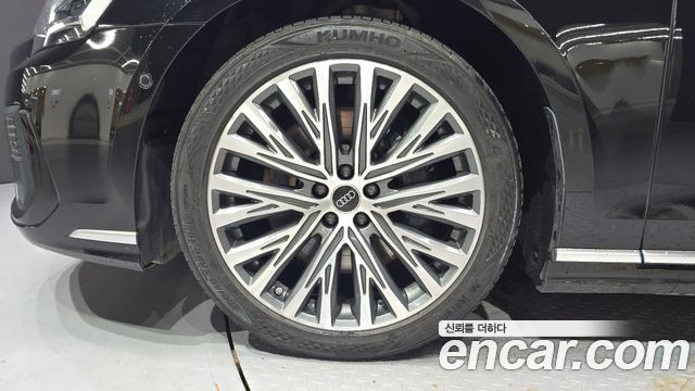 Audi A8 (D5) 55 TFSI Quattro Premium LWB 2023 — фото 5