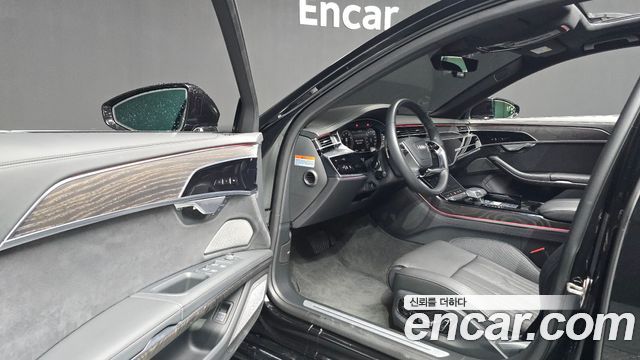 Audi A8 (D5) 55 TFSI Quattro Premium LWB 2023 — фото 10