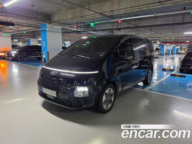Hyundai Staria Tourer 9-Seater Modern 2023 — фото 2
