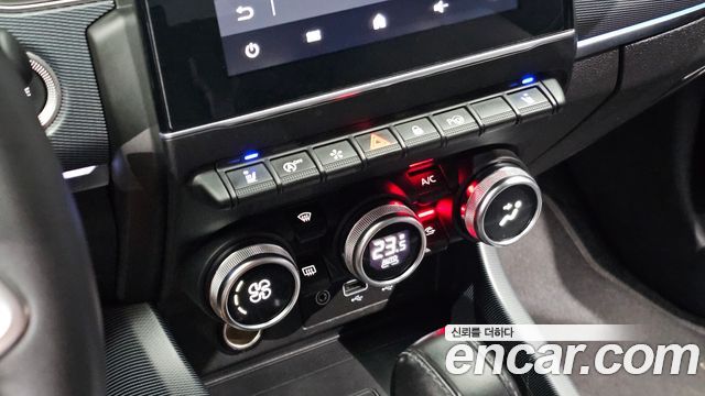 Renault Korea XM3 1.3 TCe RE Signature 2020 — фото 35