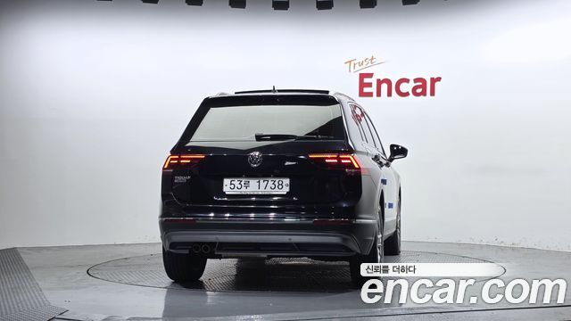 Volkswagen Tiguan (II) 2.0 TDI 4Motion Prestige 2018 — фото 4