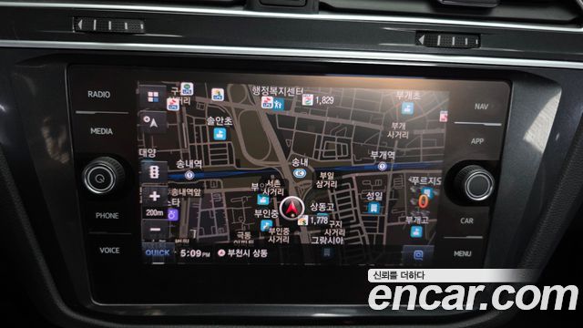 Volkswagen Tiguan (II) 2.0 TDI 4Motion Prestige 2018 — фото 14