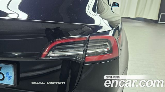 Tesla Model 3 Long Range AWD 2020 — фото 23