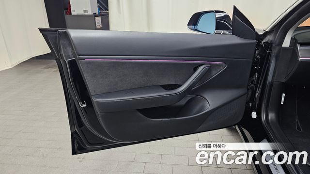 Tesla Model 3 Long Range AWD 2020 — фото 24