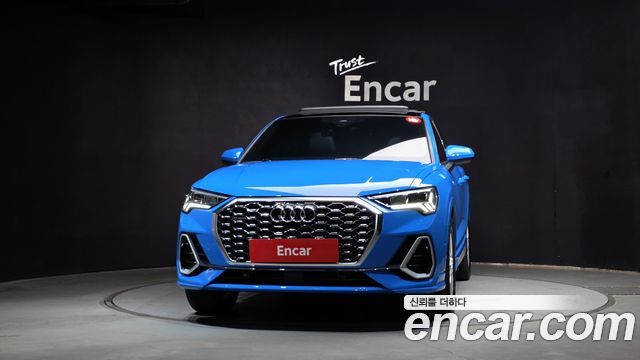 Audi Q3 (F3) 35 TDI Quattro Premium Sportback 2022 — фото 3