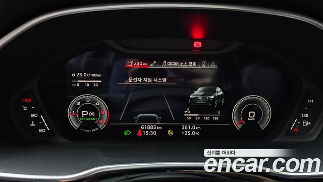 Audi Q3 (F3) 35 TDI Quattro Premium Sportback 2022 — фото 8