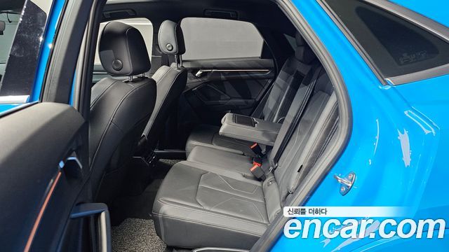Audi Q3 (F3) 35 TDI Quattro Premium Sportback 2022 — фото 16